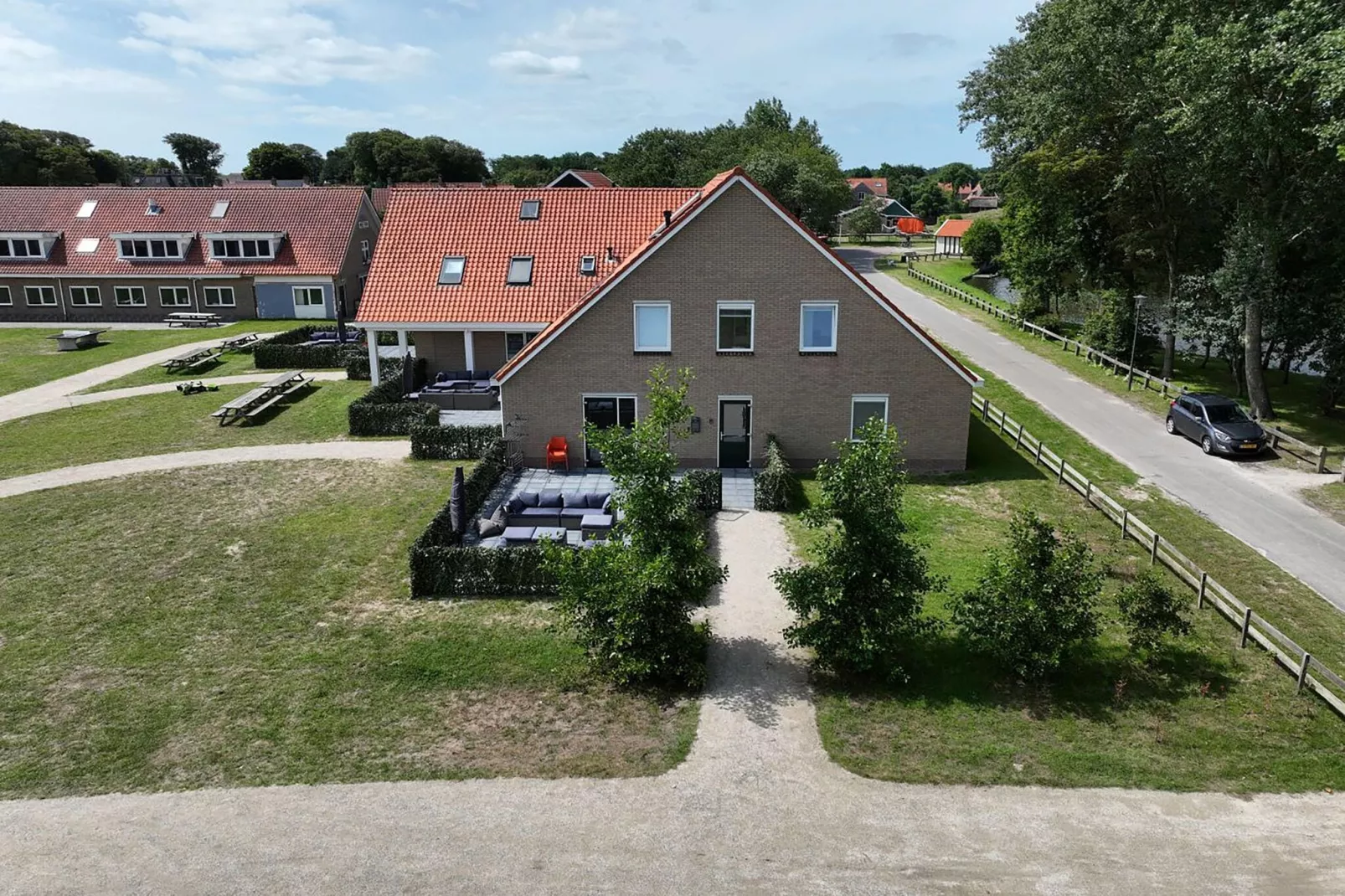 Kaapsduin-Exterior summer