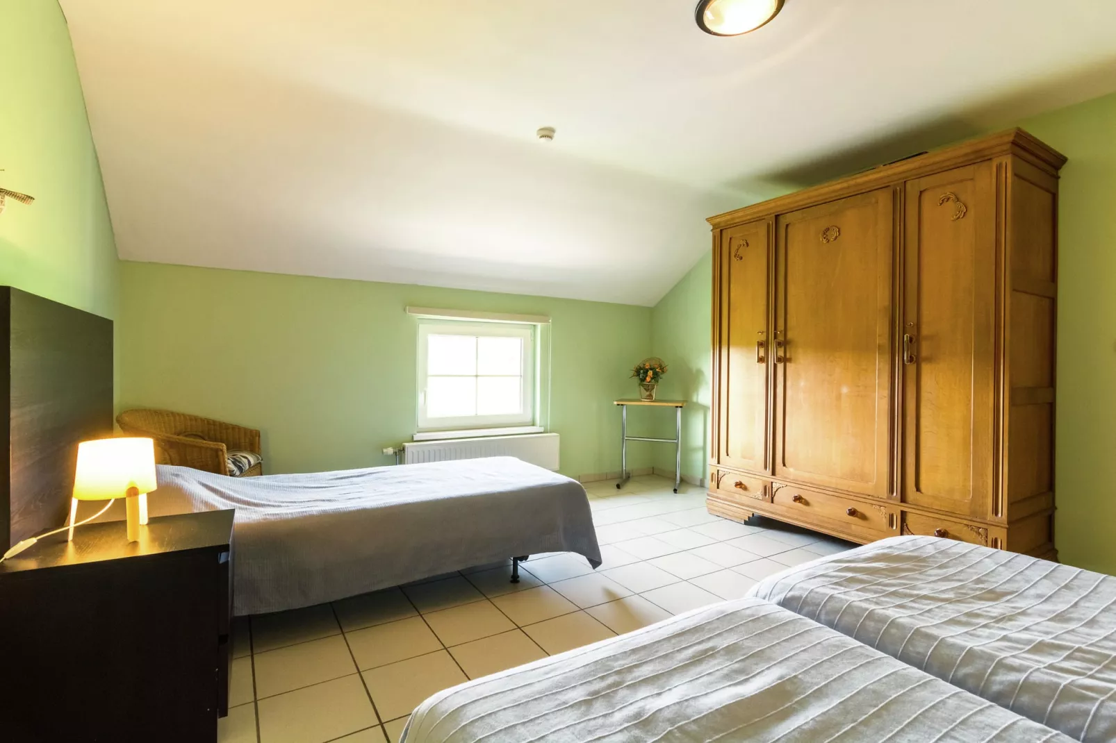 Le Gite Familial-Bedroom