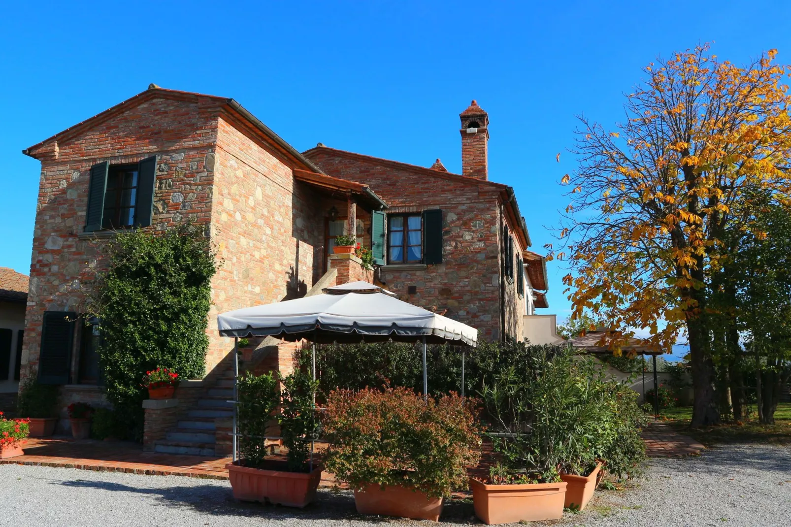 Portico della Volpe-Exterior summer