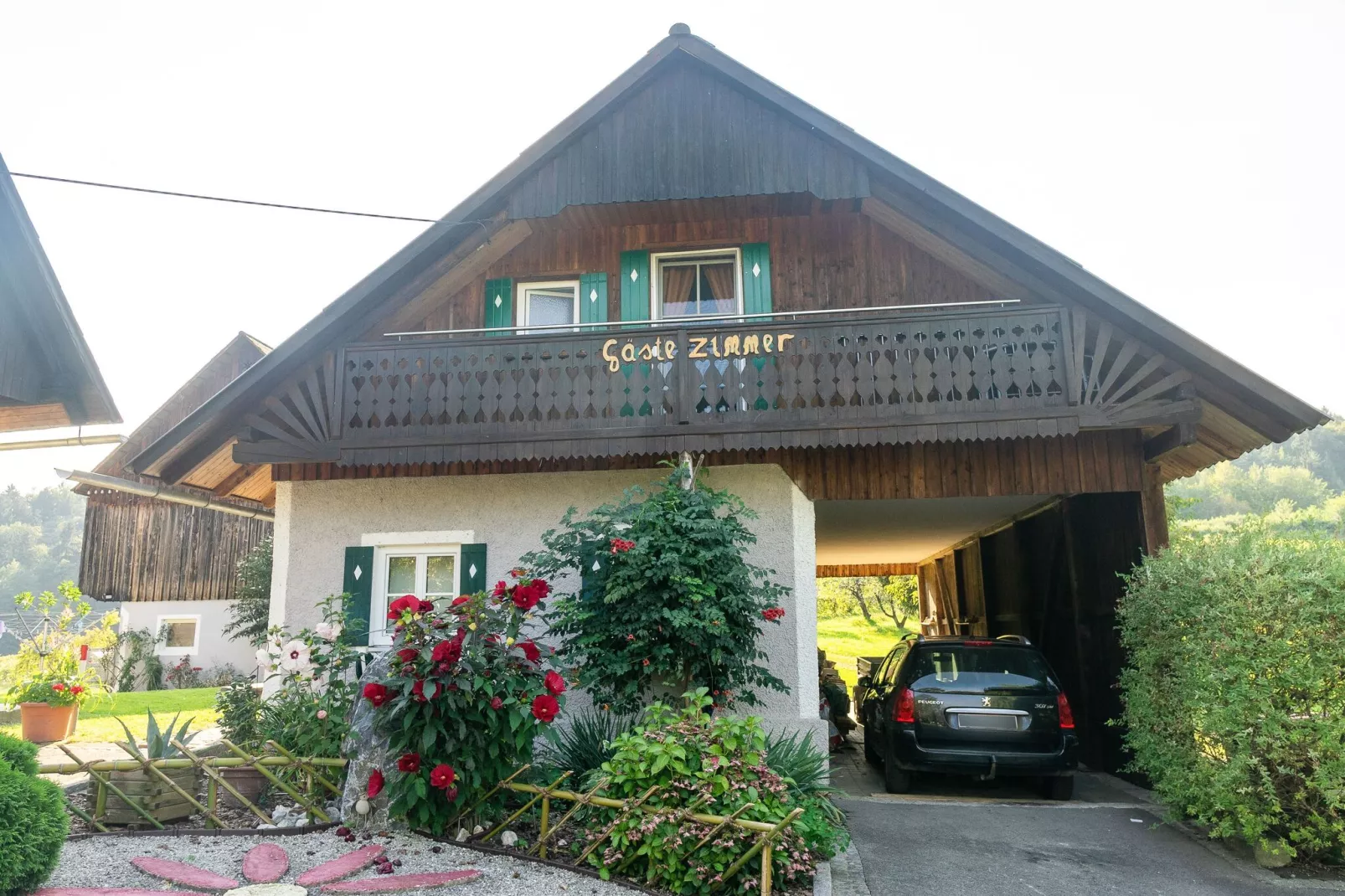 Haus Weinberg-Außenbereich Sommer