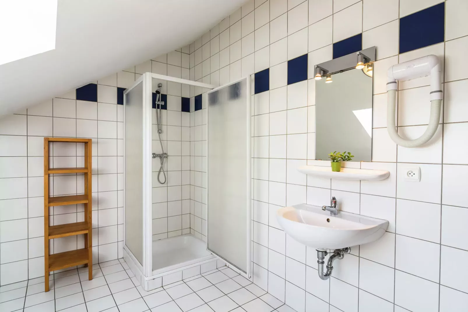 Le Gite Familial-Bathroom