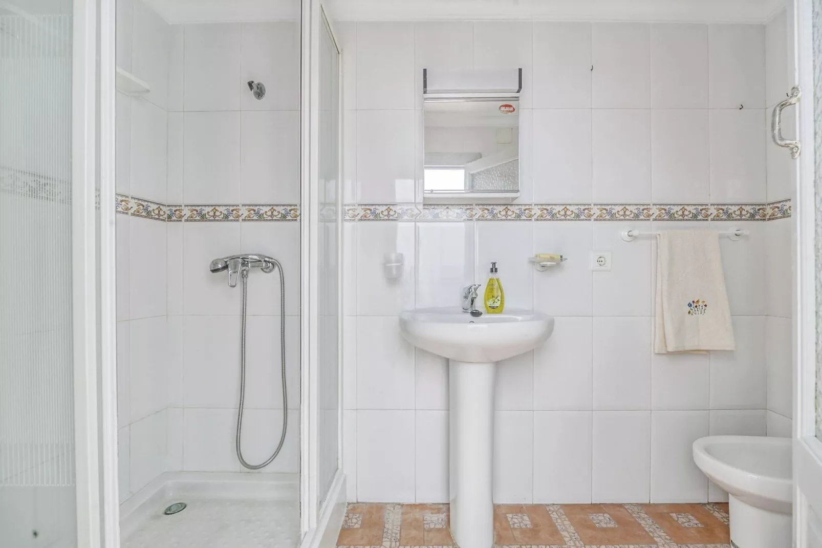 CASA DE PUEBLO ANDALUZA SIERRA SEVILLA-Bathroom