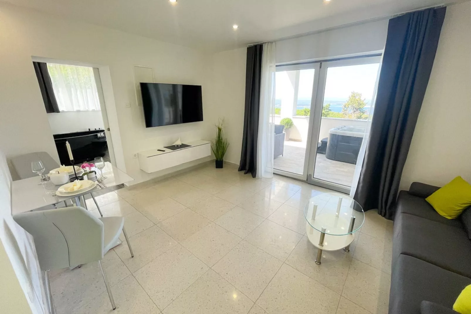 Milly 2-Living room