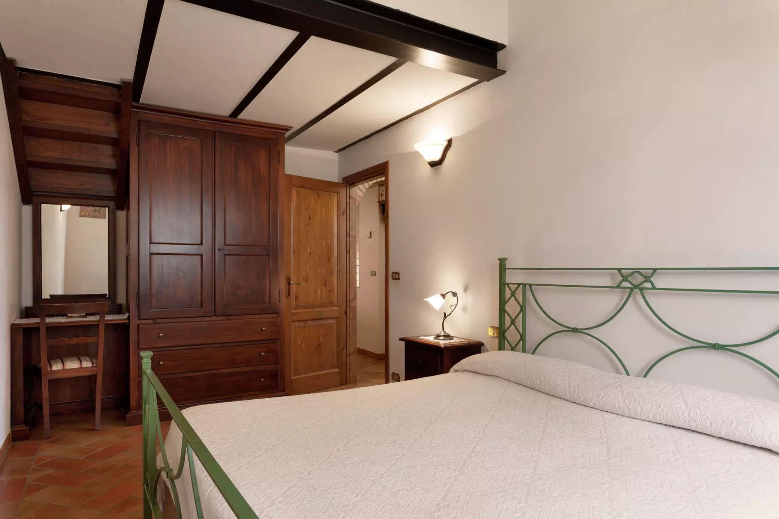 Portico del Tasso-Bedroom