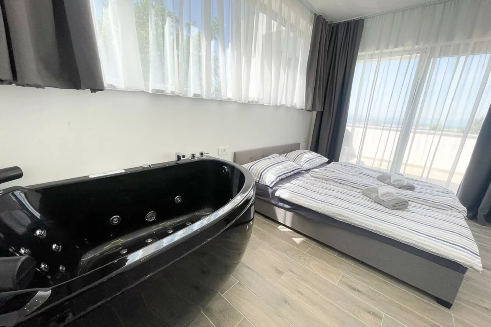 Milly 2-Bedroom