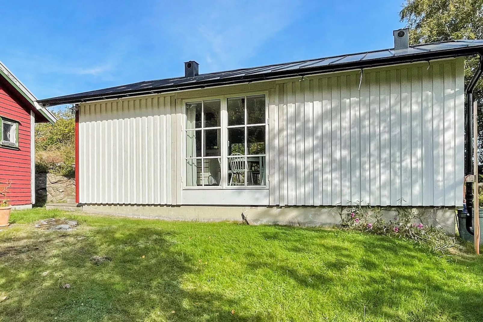 Magical Seaside Retreat on Tjorn-By Traum-Outdoor