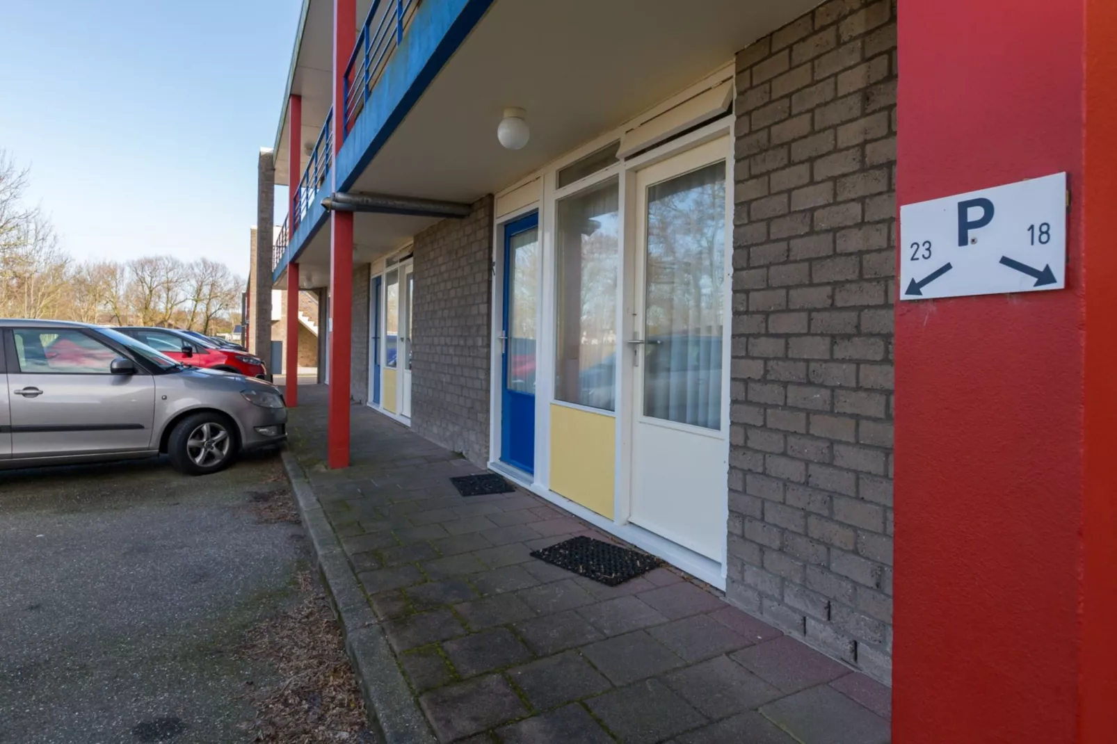 Appartement Burg van Woelderenlaan-Facilities