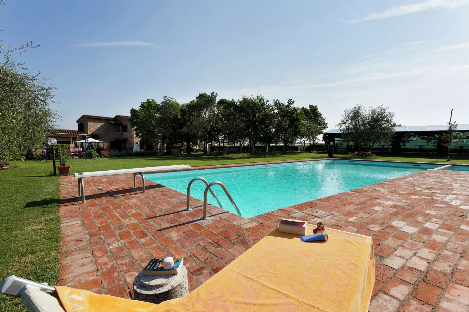 Castagno del Riccio-Schwimmbad
