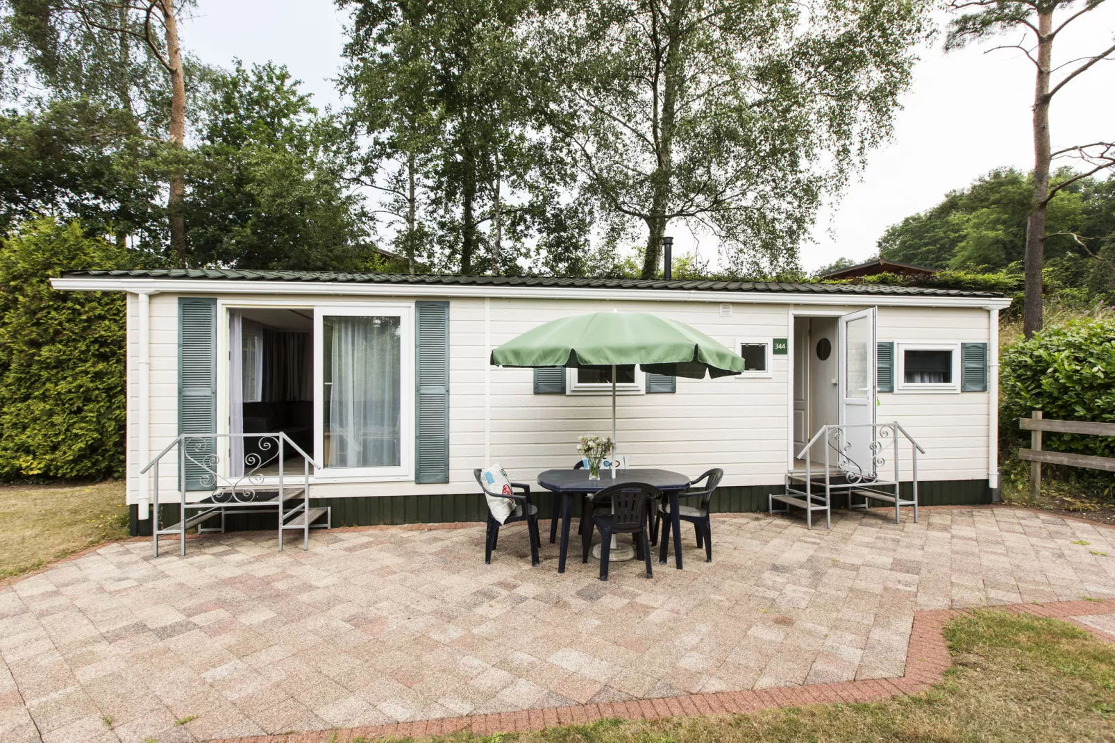 Resort Arcen 15-Gardens summer
