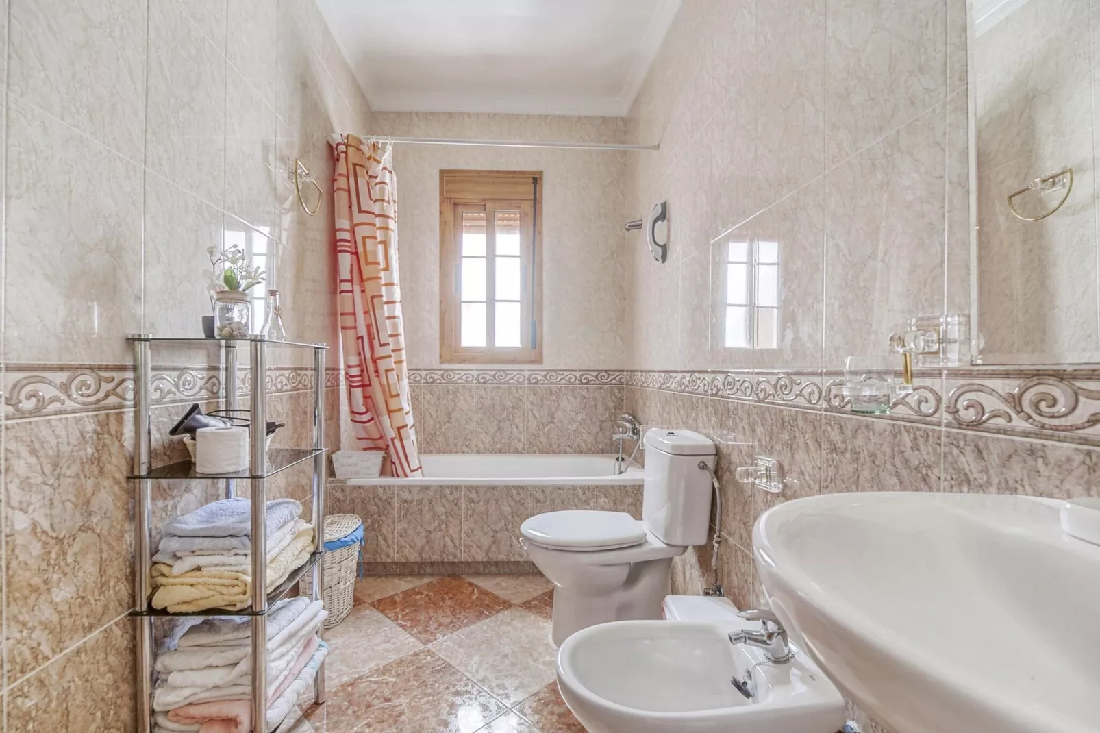 Casa en Villanueva de San Juan-Bathroom