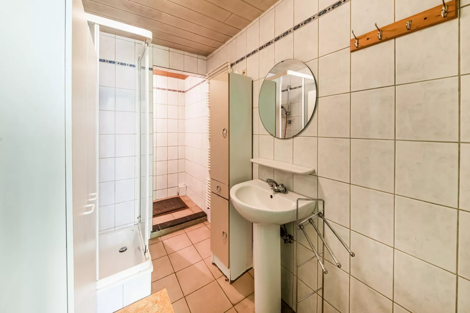 Les Bûcherons-Bathroom