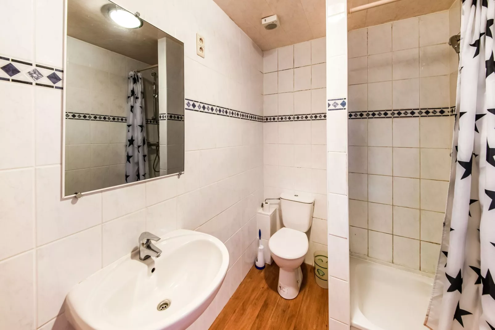 Les Bûcherons-Bathroom