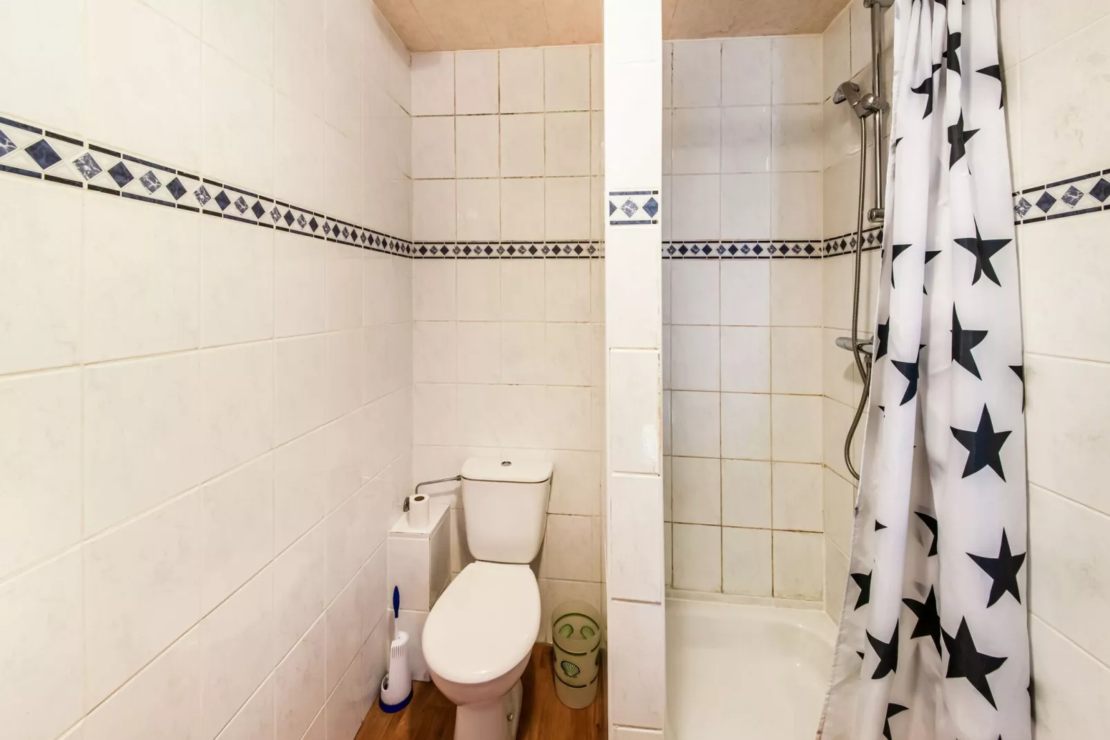 Les Bûcherons-Bathroom
