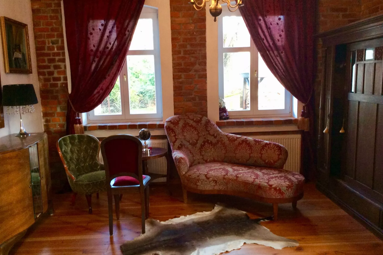A historic manor by the sea-Bedroom