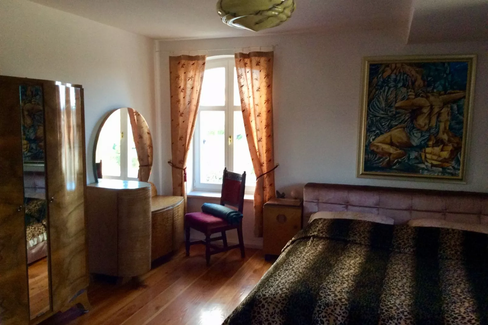 A historic manor by the sea-Bedroom