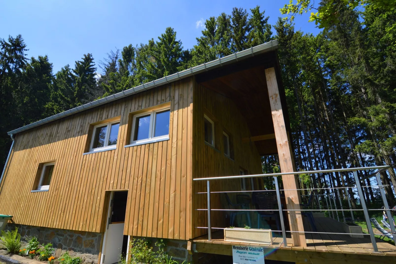 Le Chevreuil-Exterior summer