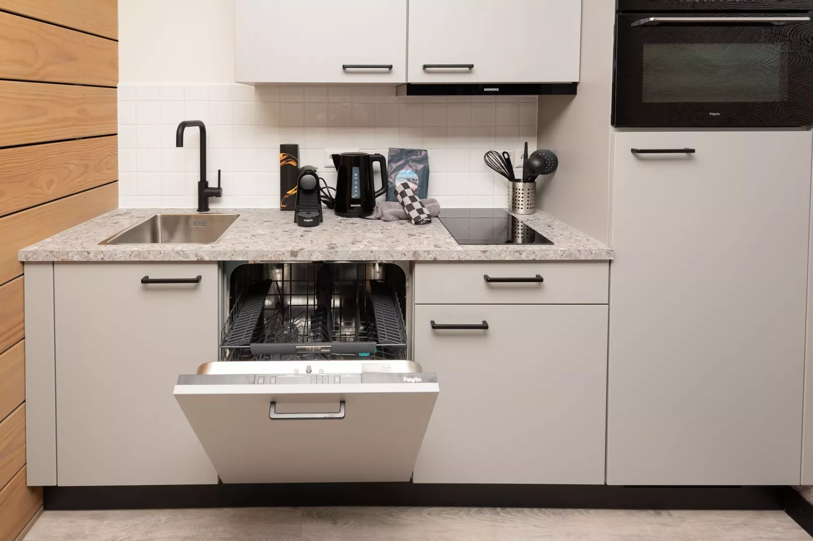 Jan van Renesseweg 1 - 2 pers-Kitchen