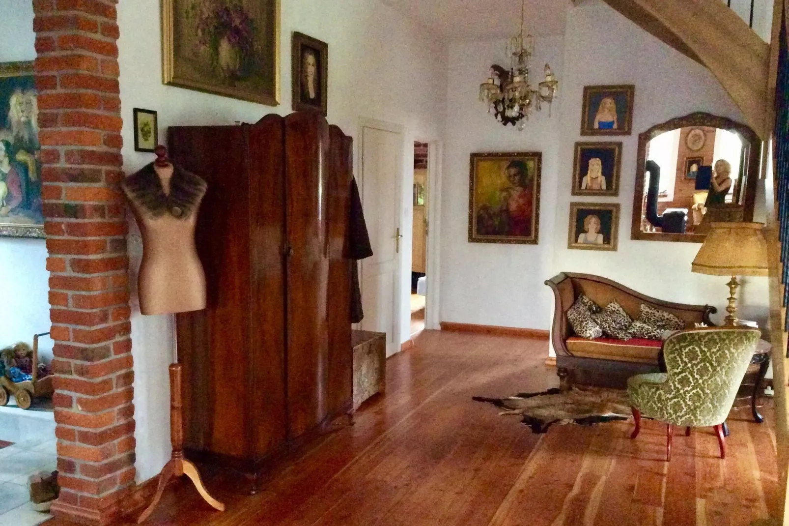 A historic manor by the sea-Living room