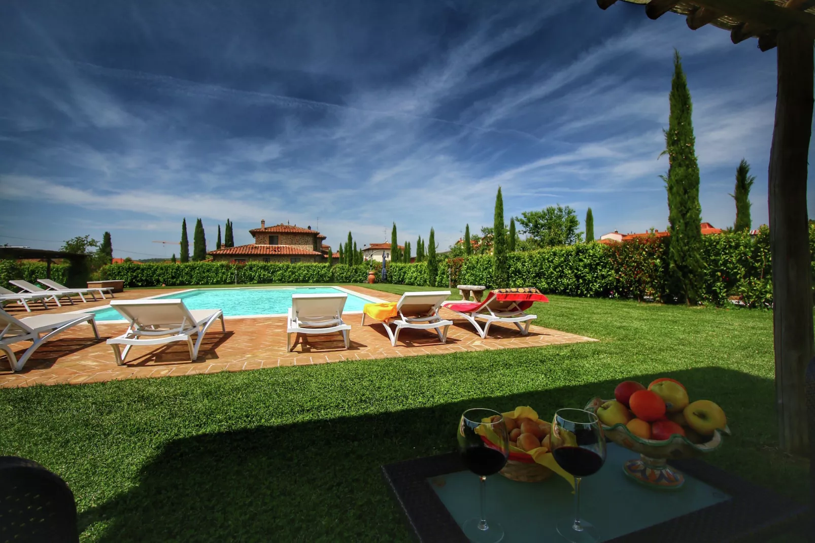 Casal Gheriglio Roseto-Pool
