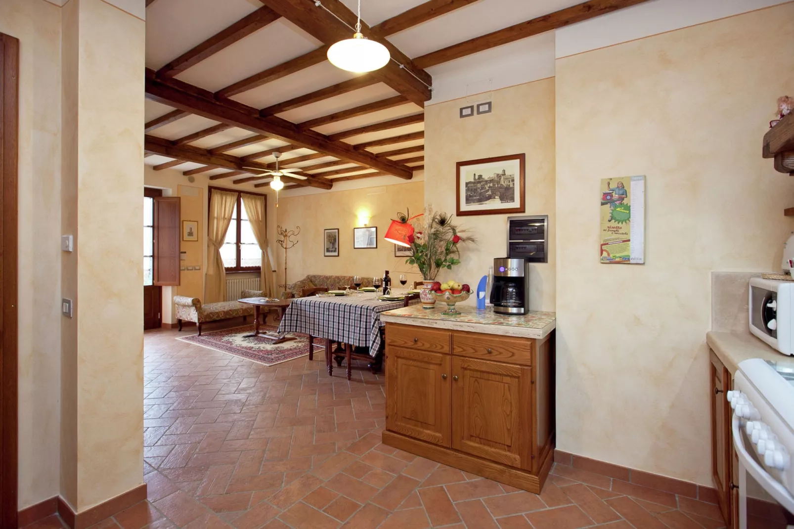 Casal Gheriglio Roseto-Kitchen
