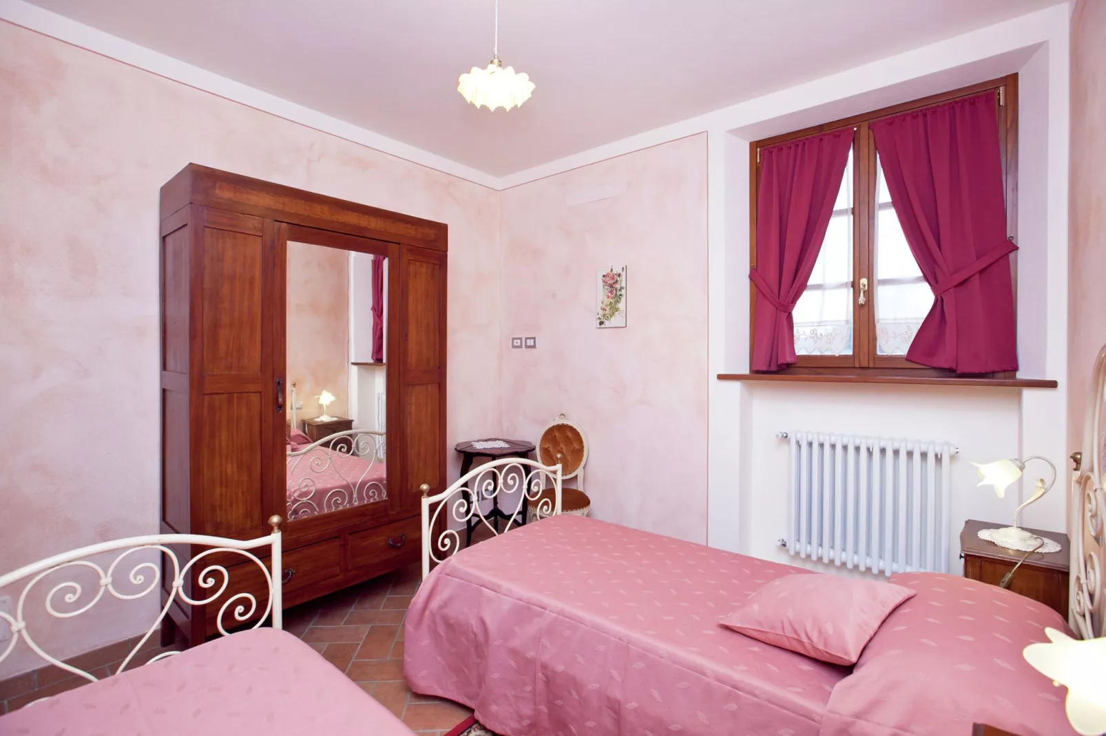 Casal Gheriglio Roseto-Bedroom