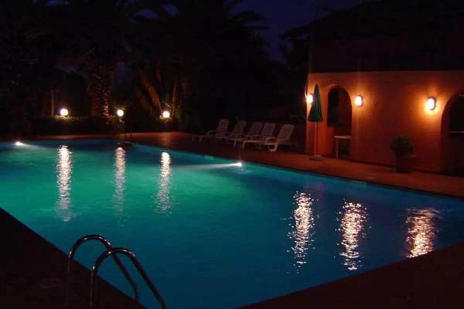 SANT IRENE - Schwimmbad