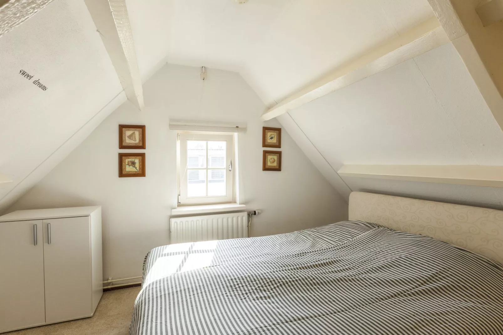 Huize Bobby's-Bedroom