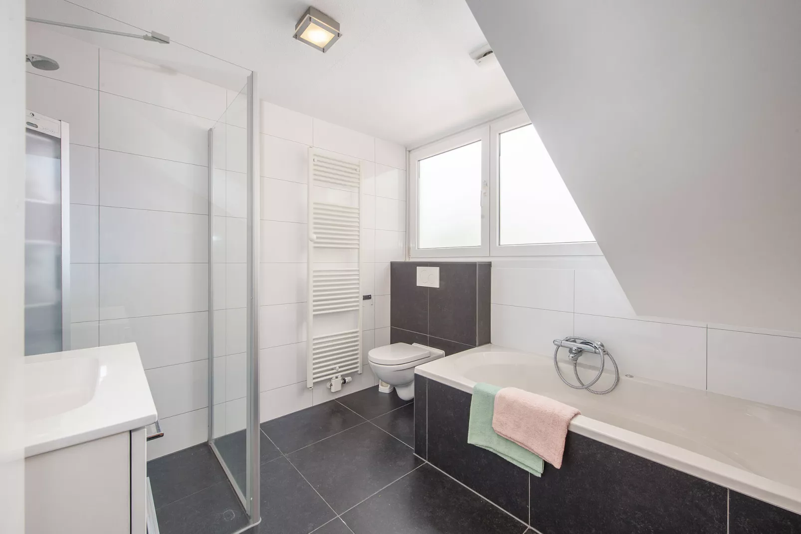 Resort Arcen 12-Bathroom