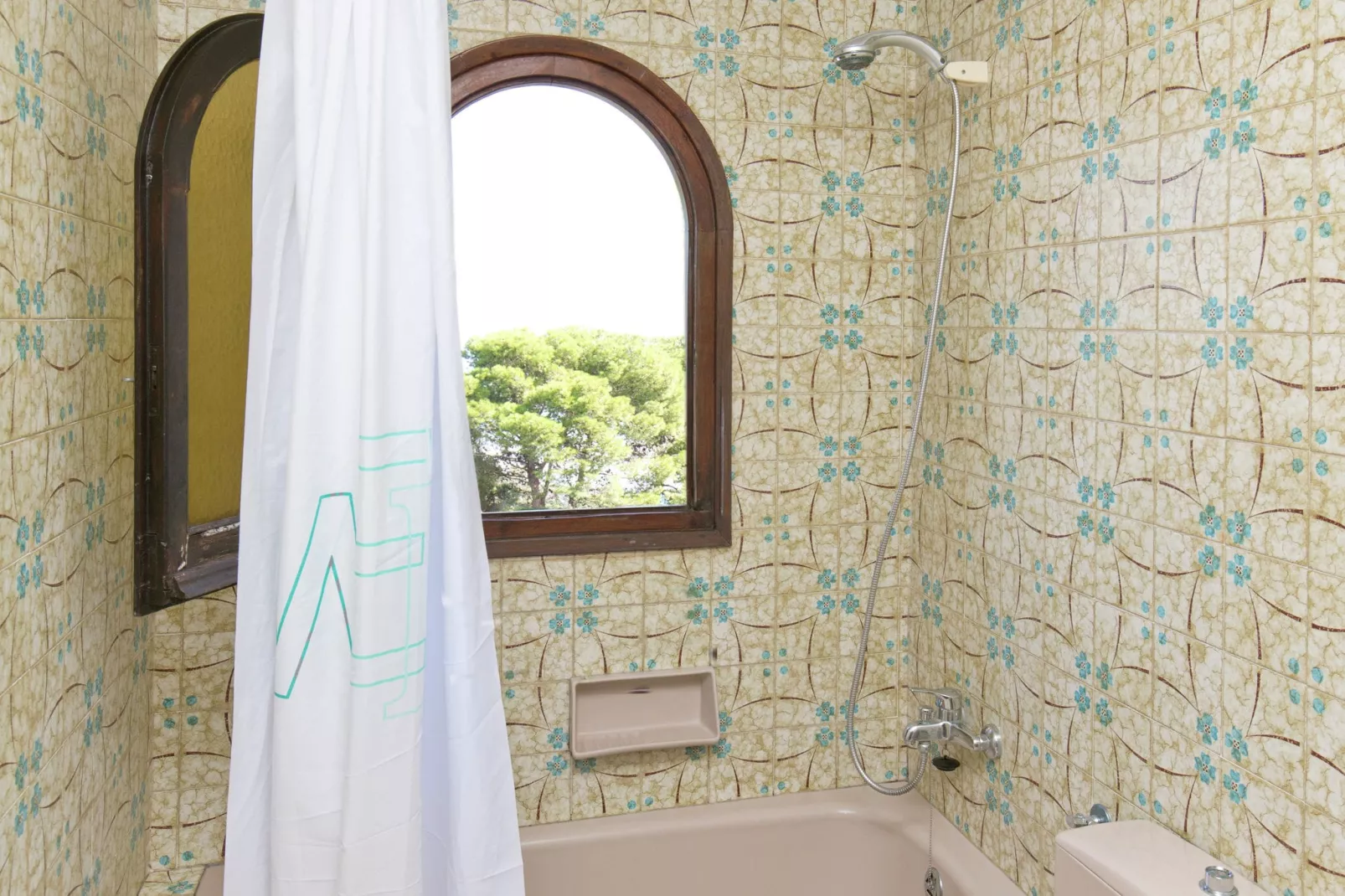 Nobis Los Pinos 2-Bathroom
