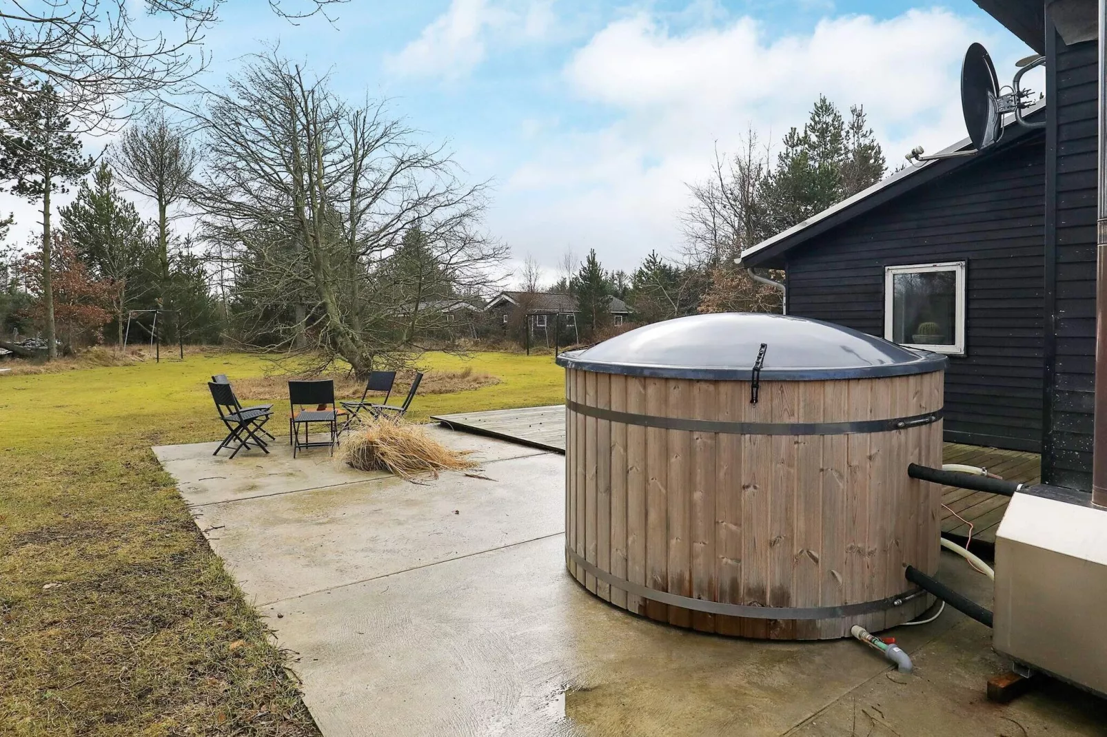 6 person holiday home in Blokhus