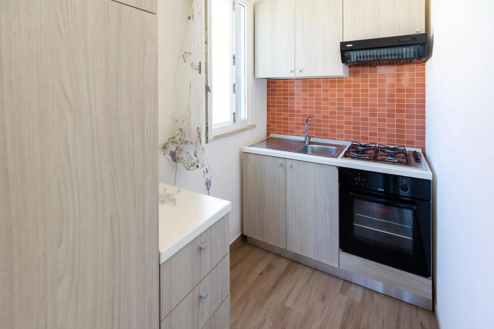 Plaia Resort 1-Kitchen