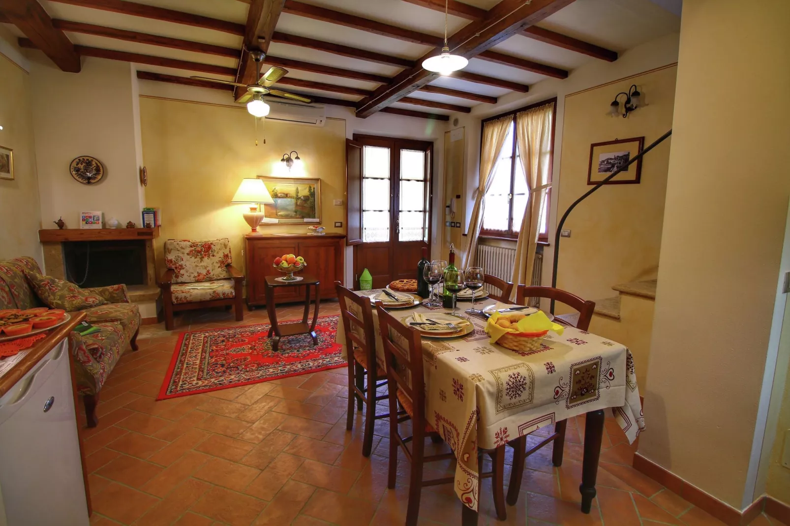 Casal Gheriglio Noceto-Dining room
