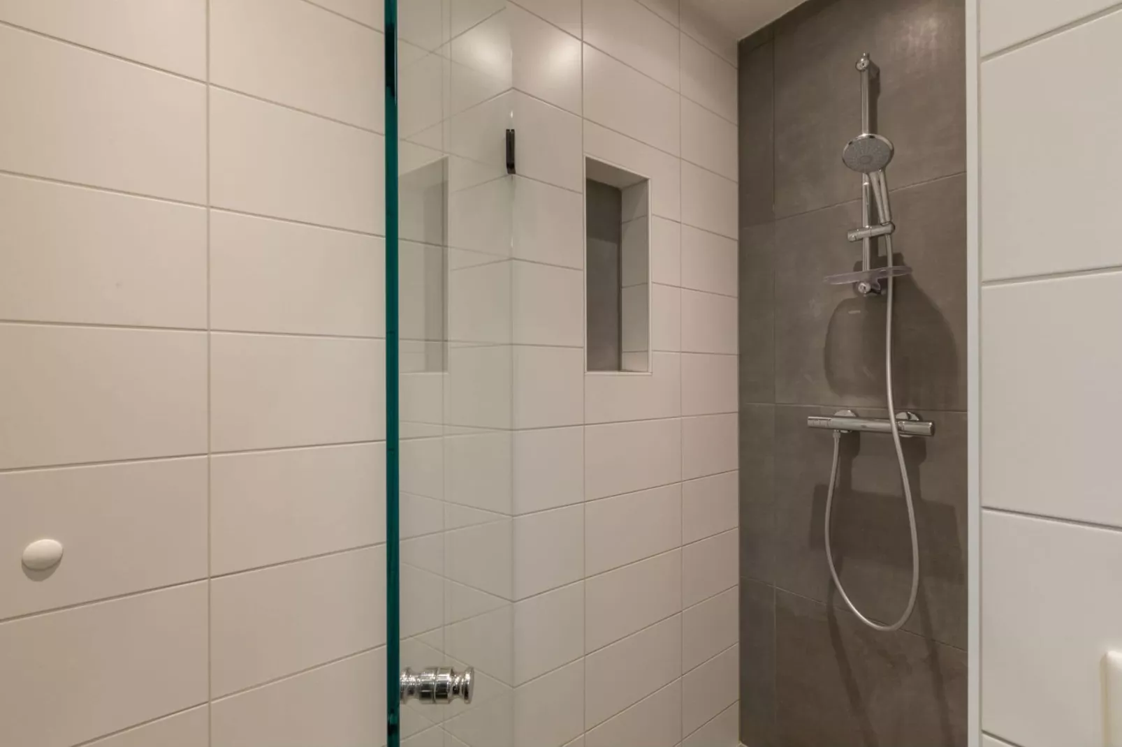 Piet Mondriaanpad 6a Westkapelle-Salle de bain