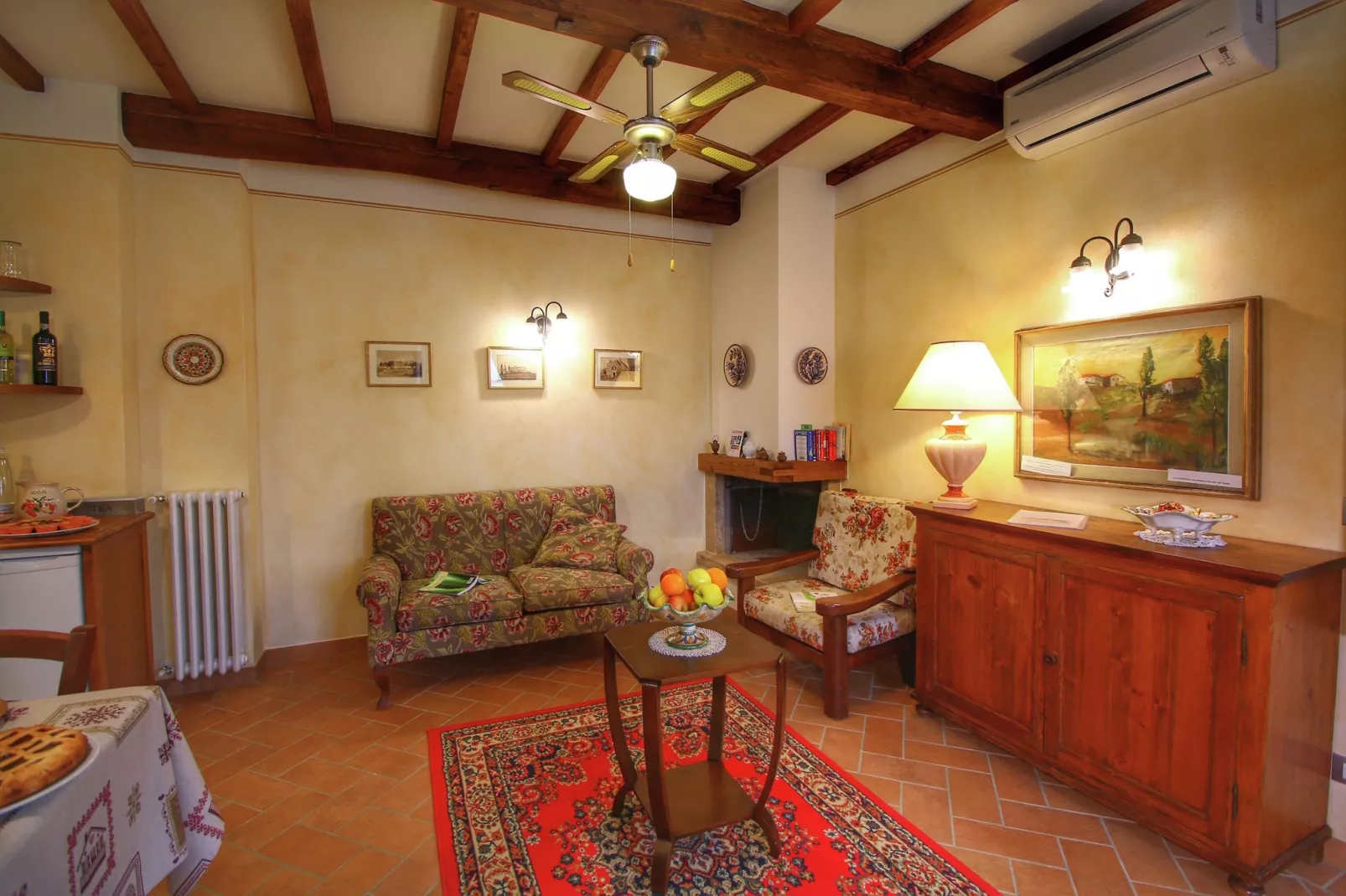 Casal Gheriglio Noceto-Living room