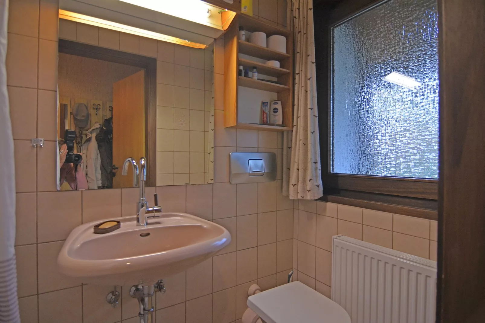 Nina-Bathroom