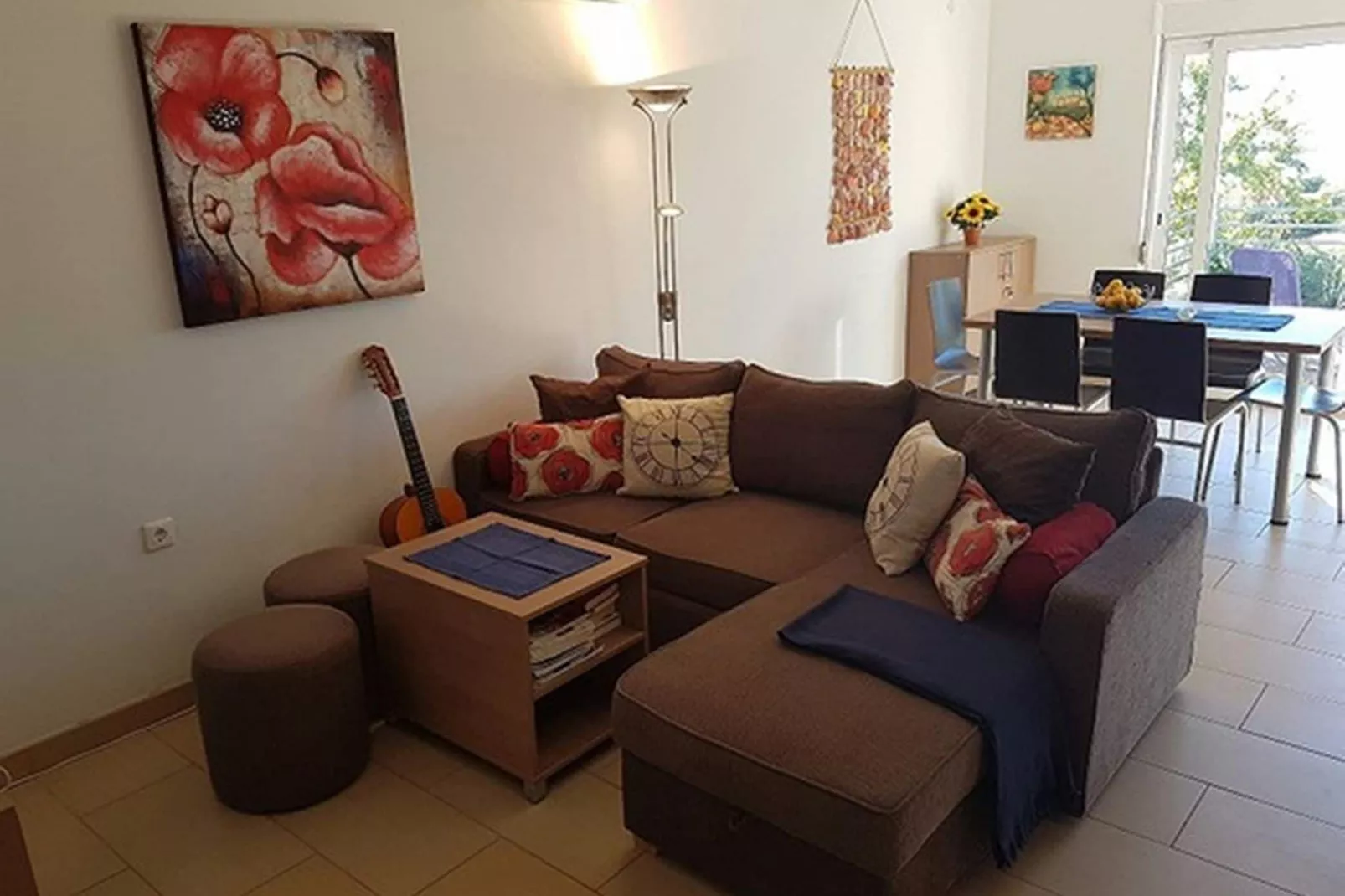 Apartment Dolac-Living room