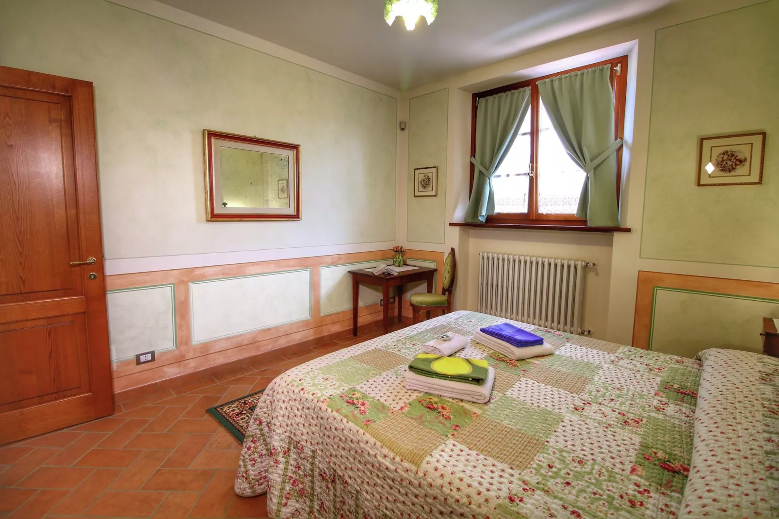Casal Gheriglio Noceto-Bedroom