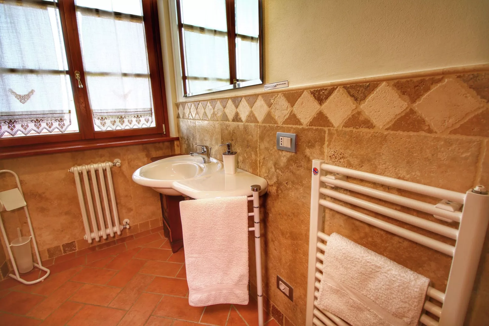 Casal Gheriglio Noceto-Bathroom