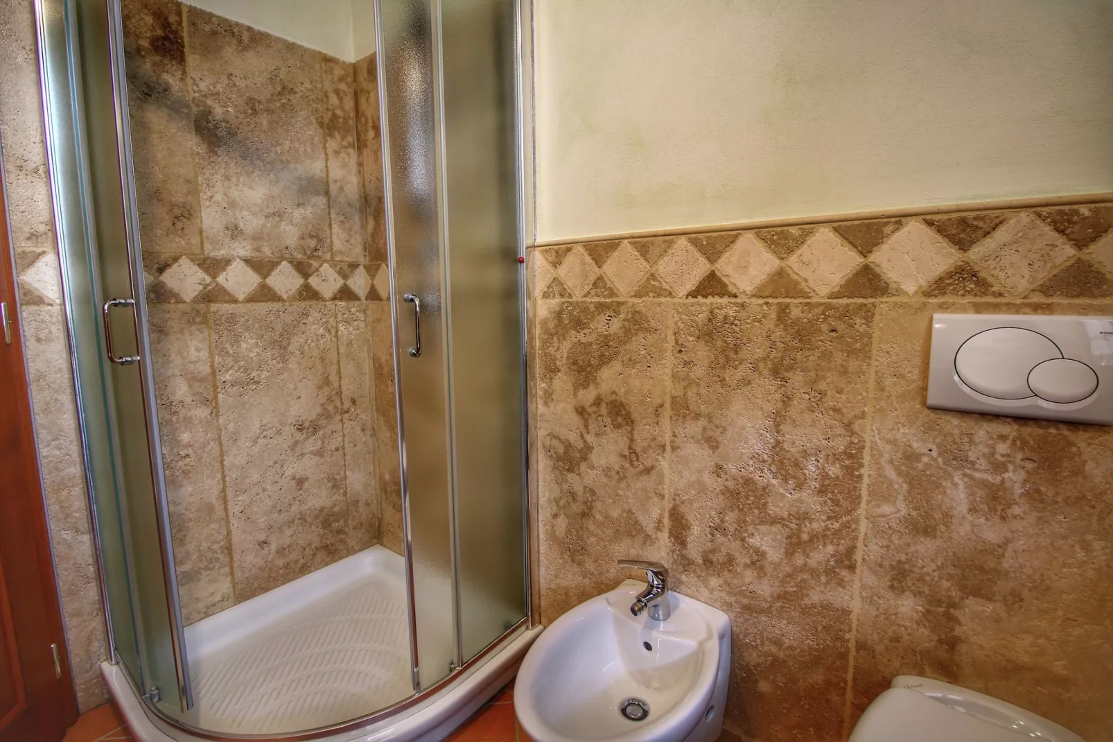 Casal Gheriglio Noceto-Bathroom