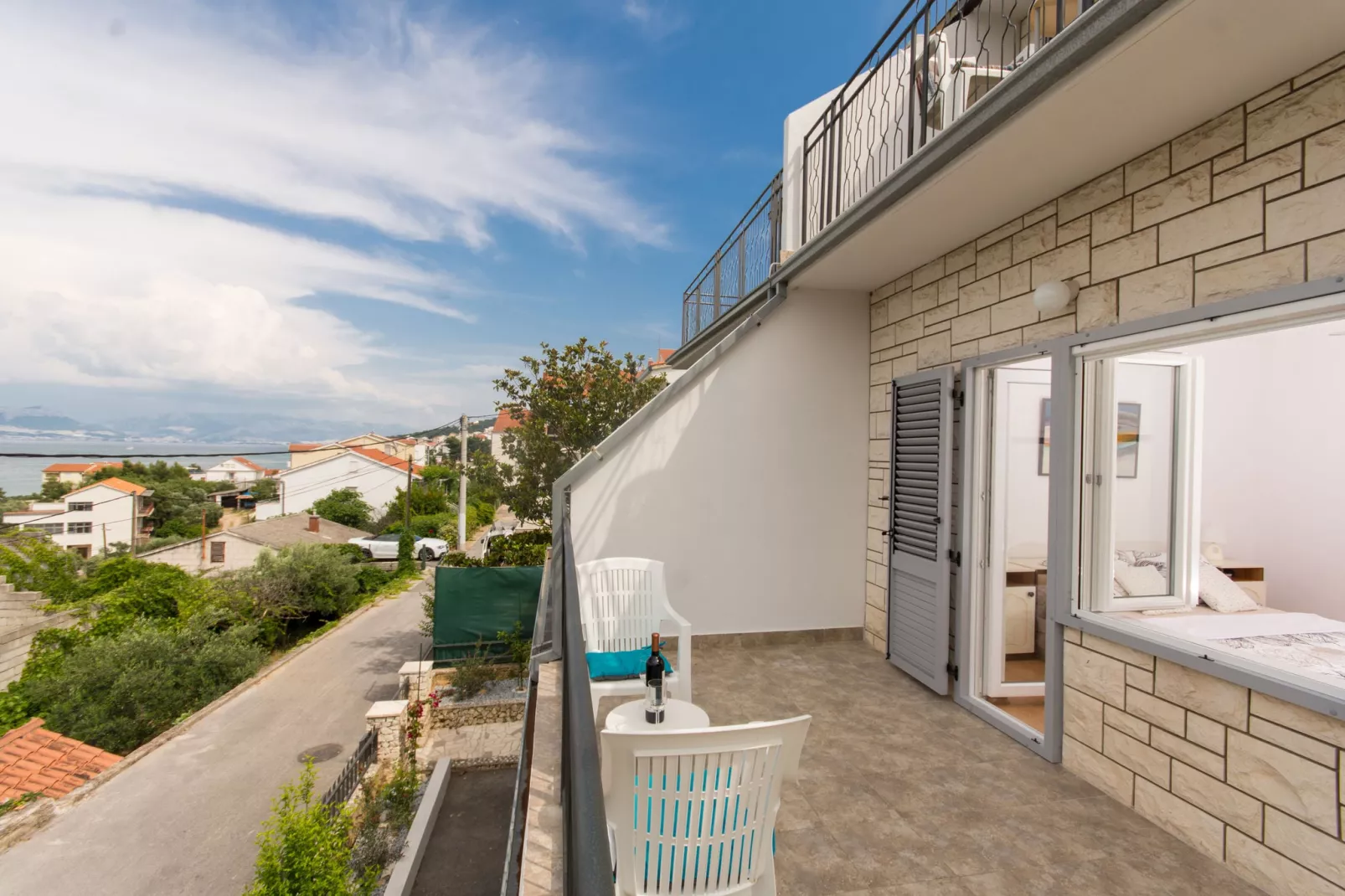 Chill house-Terrace balcony