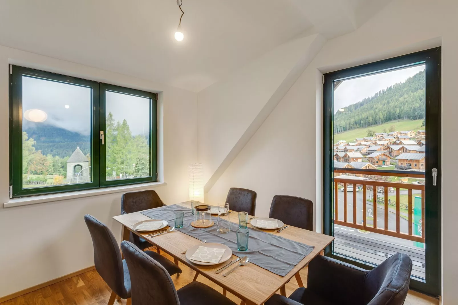 Apartment Passhöhe Top 5-Dining room