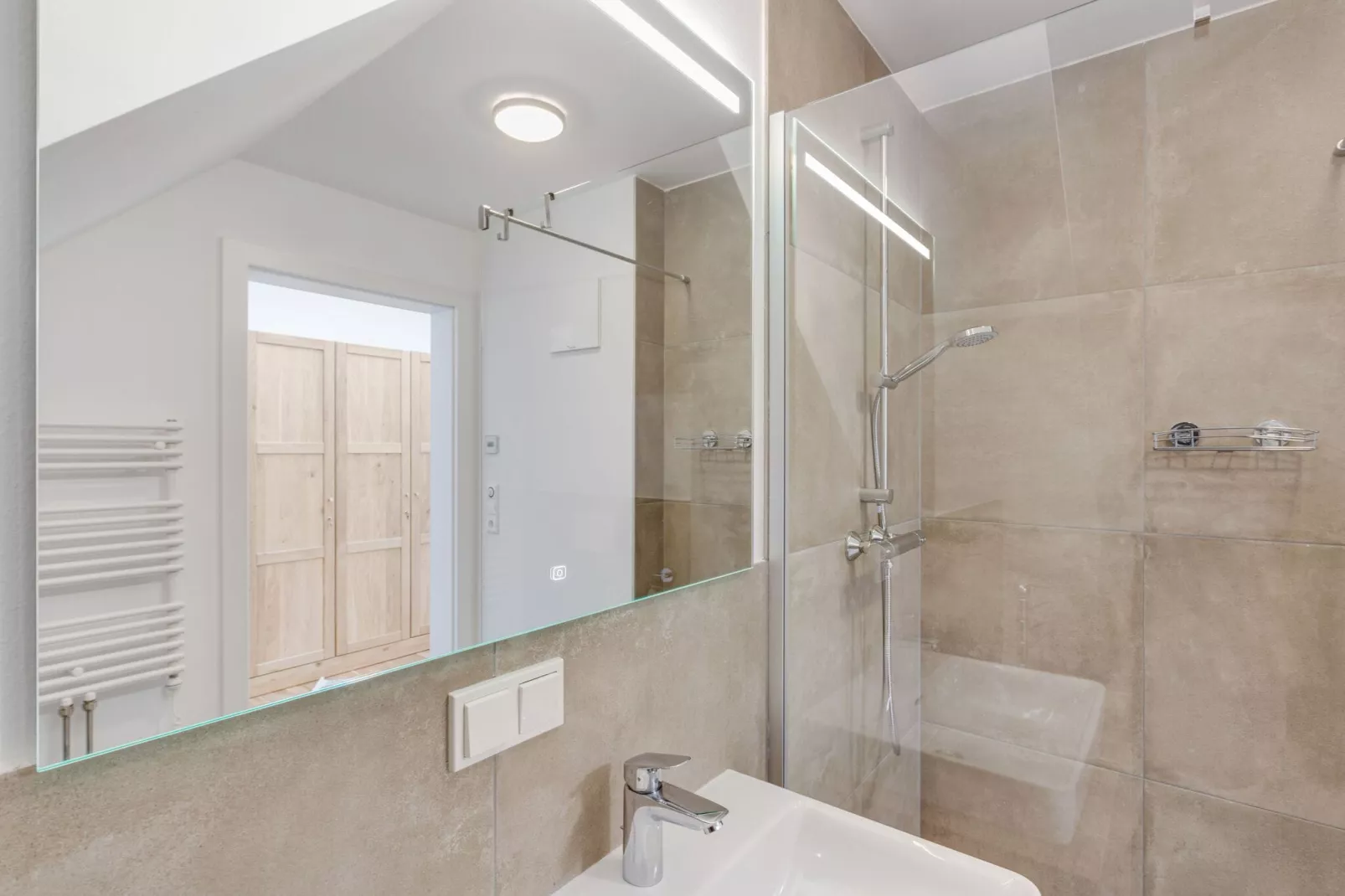 Apartment Passhöhe Top 5-Bathroom