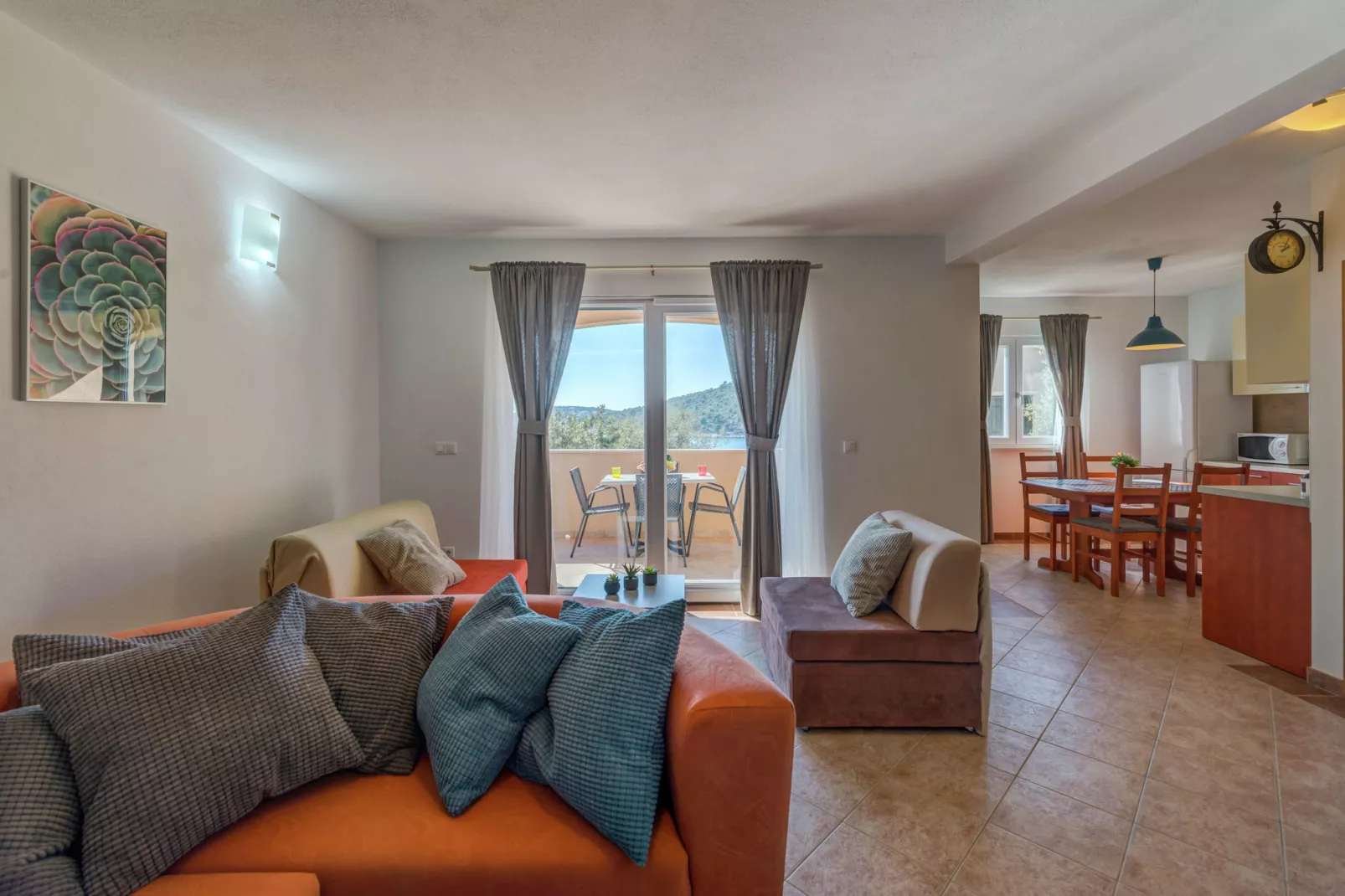 Holiday home Mirna-Salon