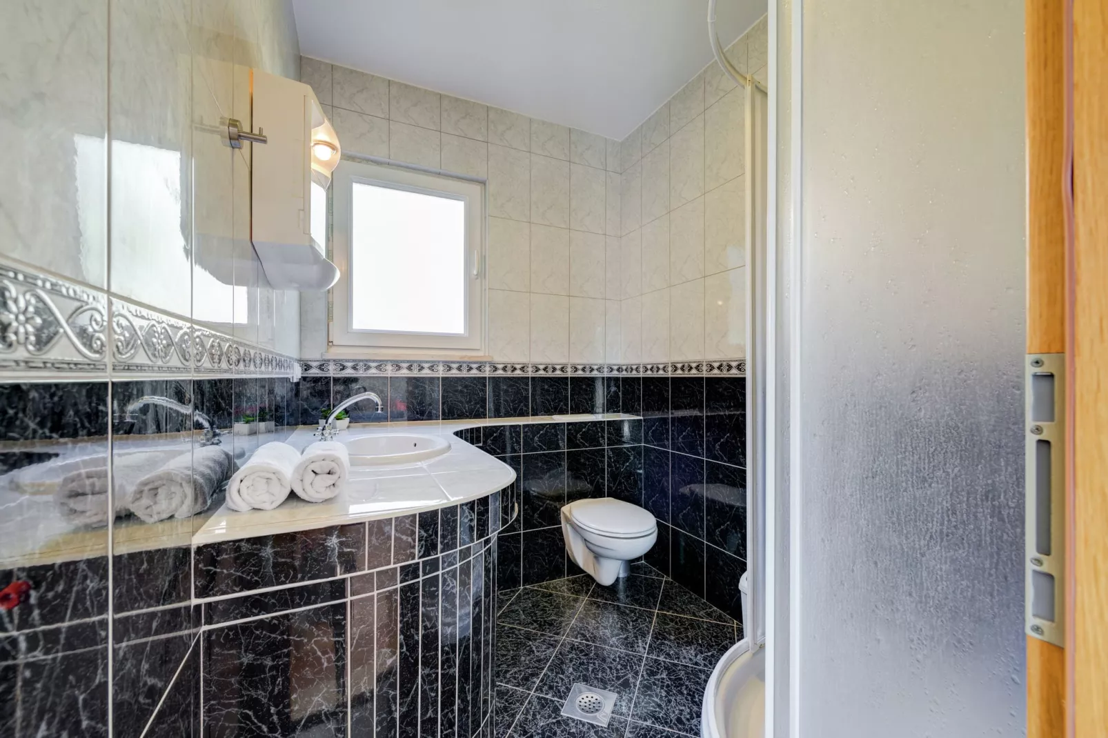 Holiday home Mirna-Salle de bain