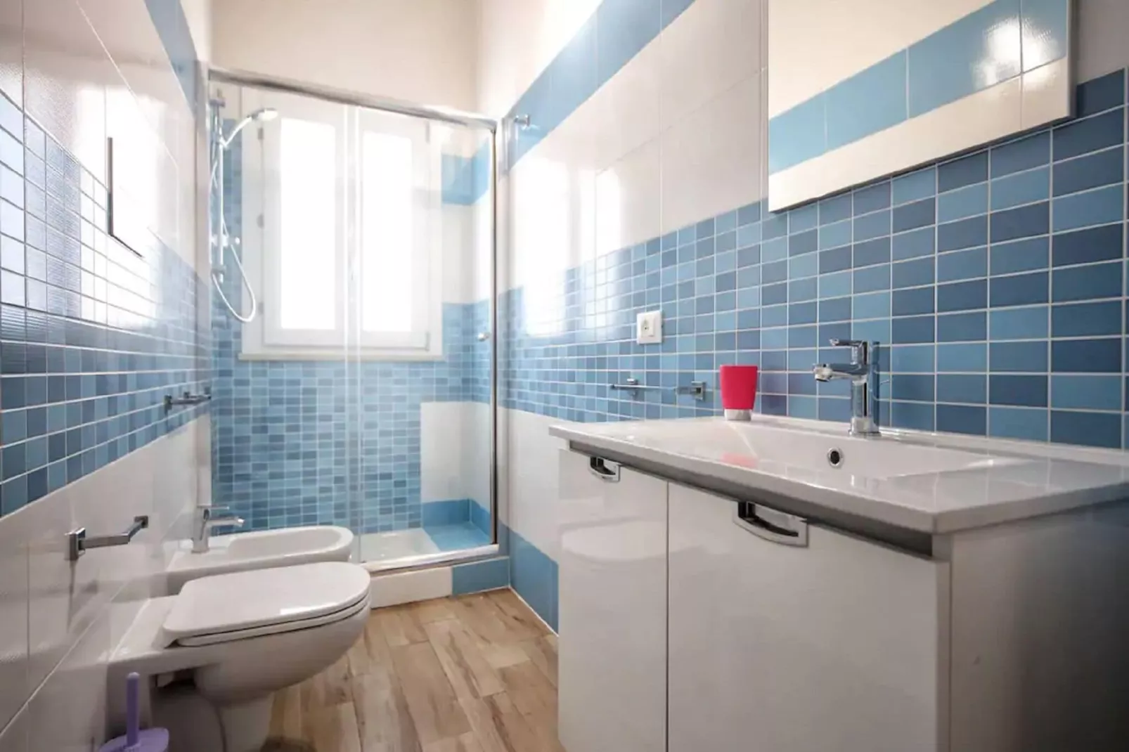 Plaia Resort 4-Bathroom