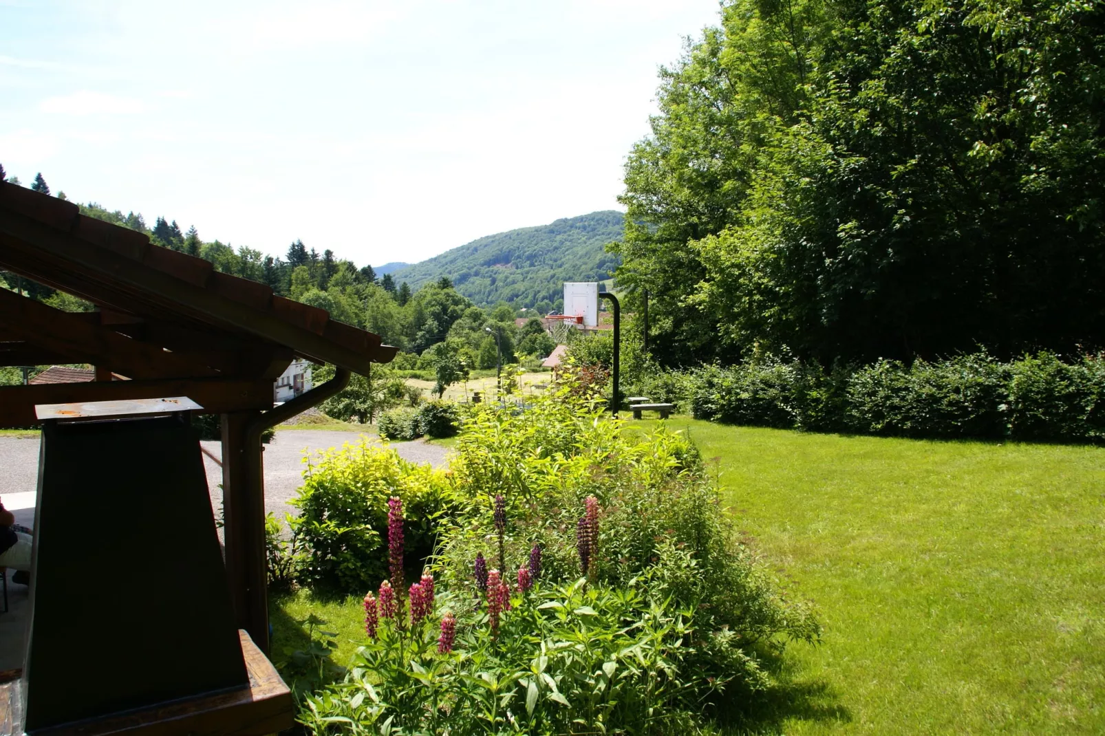 Maison de vacances - LE HAUT-DU-THEM-Gardens summer