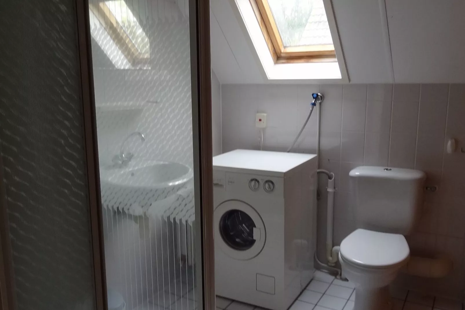 Villapark De Oesterbaai 15-Bathroom