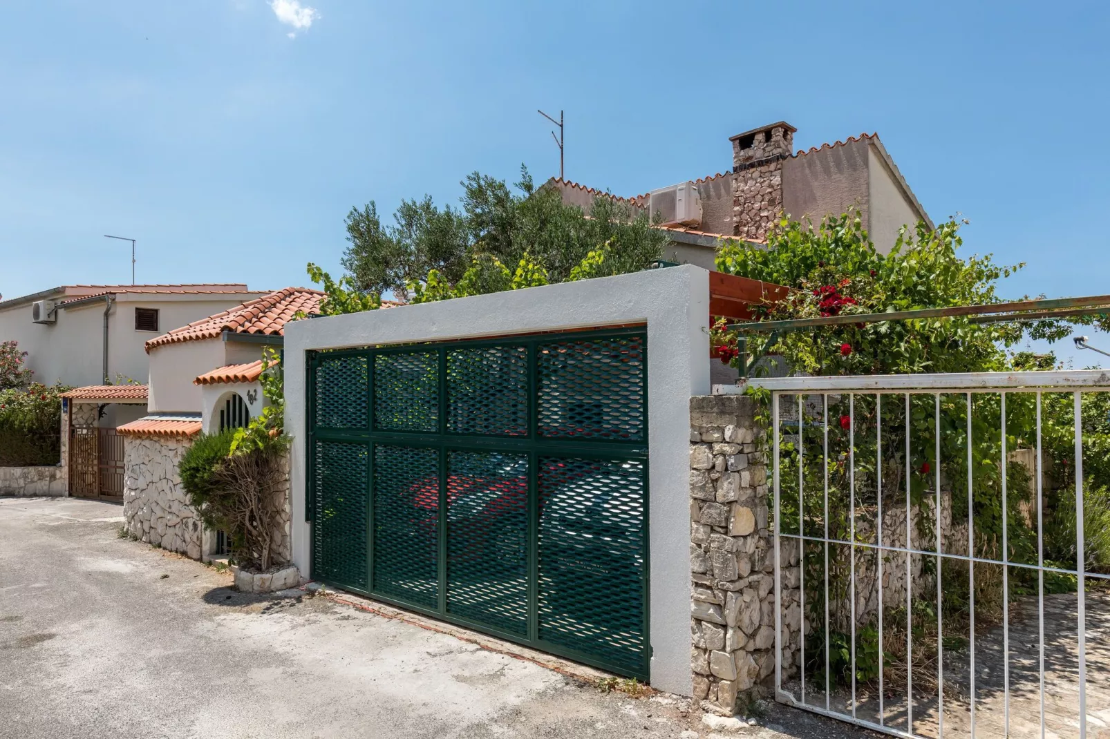 Sea front vacation home-Facilities