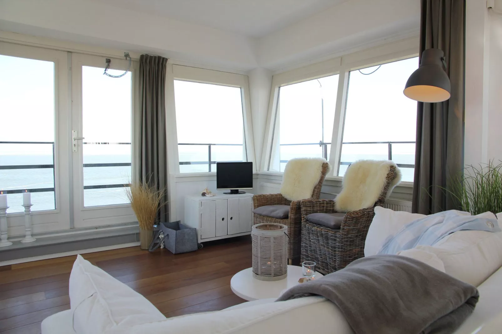 De Kustwachttoren-Living room