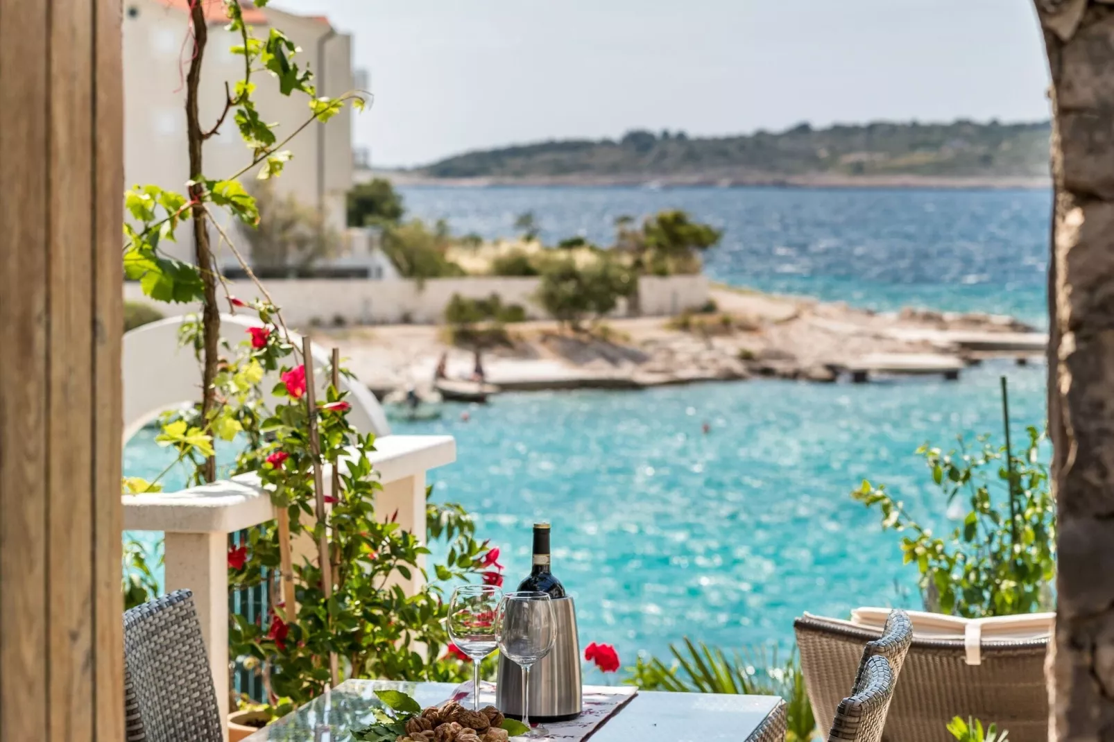 Sea front vacation home-Atmosphere